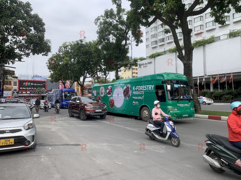 Dự án Luxury Roadshow xe ô tô 45 chỗ của K-Food Fair