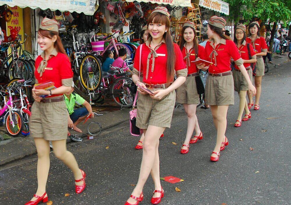 PB, PG Roadshow là gì? Cung ứng nhân sự PB, PG chạy Roadshow PB PG Roadshow