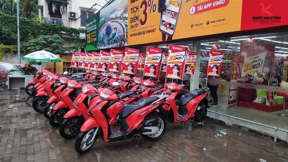 thue-xe-chay-roadshow