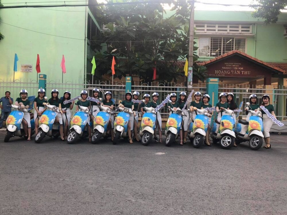 thue-xe-chay-roadshow