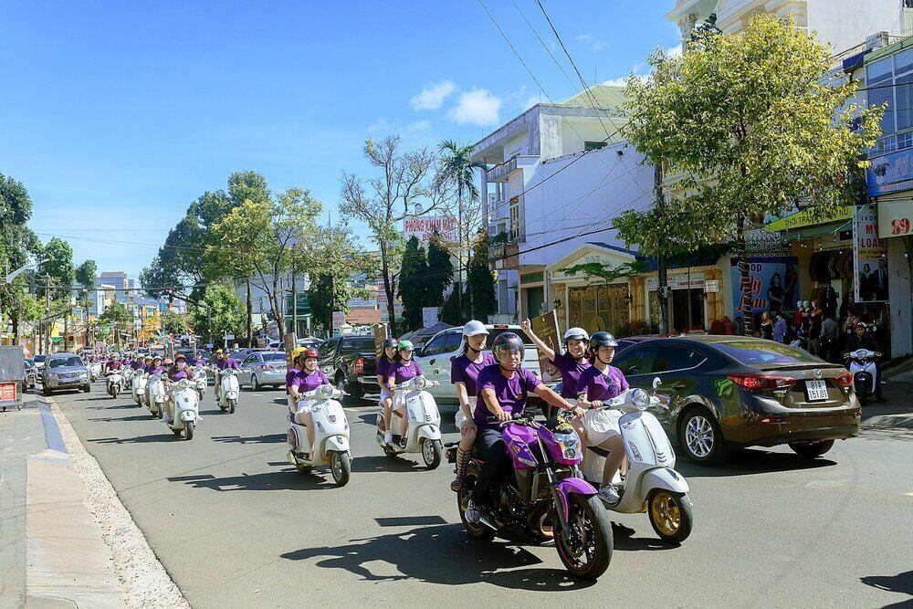 Chạy roadshow có phải xin phép? Thủ tục xin giấy phép chạy Roadshow xin giấy phép chạy roadshow