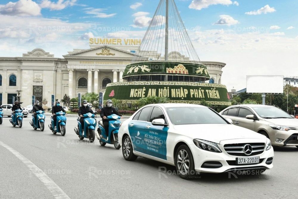 Roadshow xe máy kết hợp ô tô hoành tráng của Khu đô thị Hoàng Sơn
