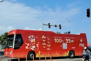 Dịch vụ chạy Luxury Roadshow ô tô 45 chỗ - Báo giá tốt 2023