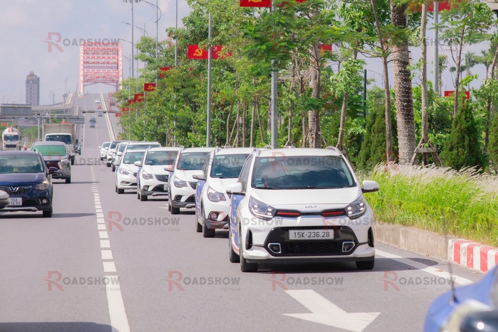 Chiến dịch Luxury Roadshow và Roadshow siêu xe của VHA Land tại Hải Phòng